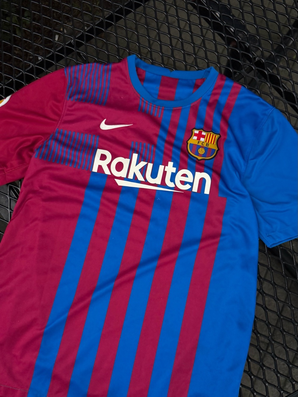 Nike Soccer Jersey in Blue & Maroon